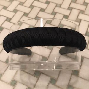 Black grosgrain braided headband